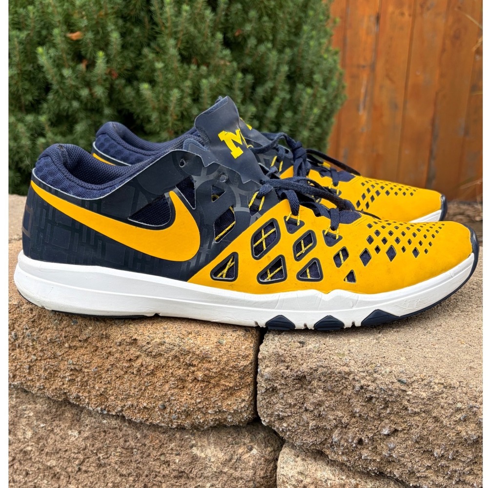 Nike Free Train Force Flyknit Michigan Wolverines Navy Yellow Mens 14